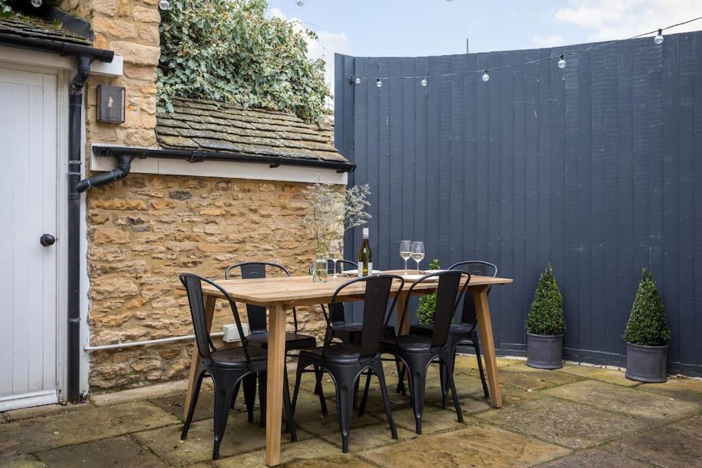 Whitsun Cottage Stow-on-the-Wold Exterior foto